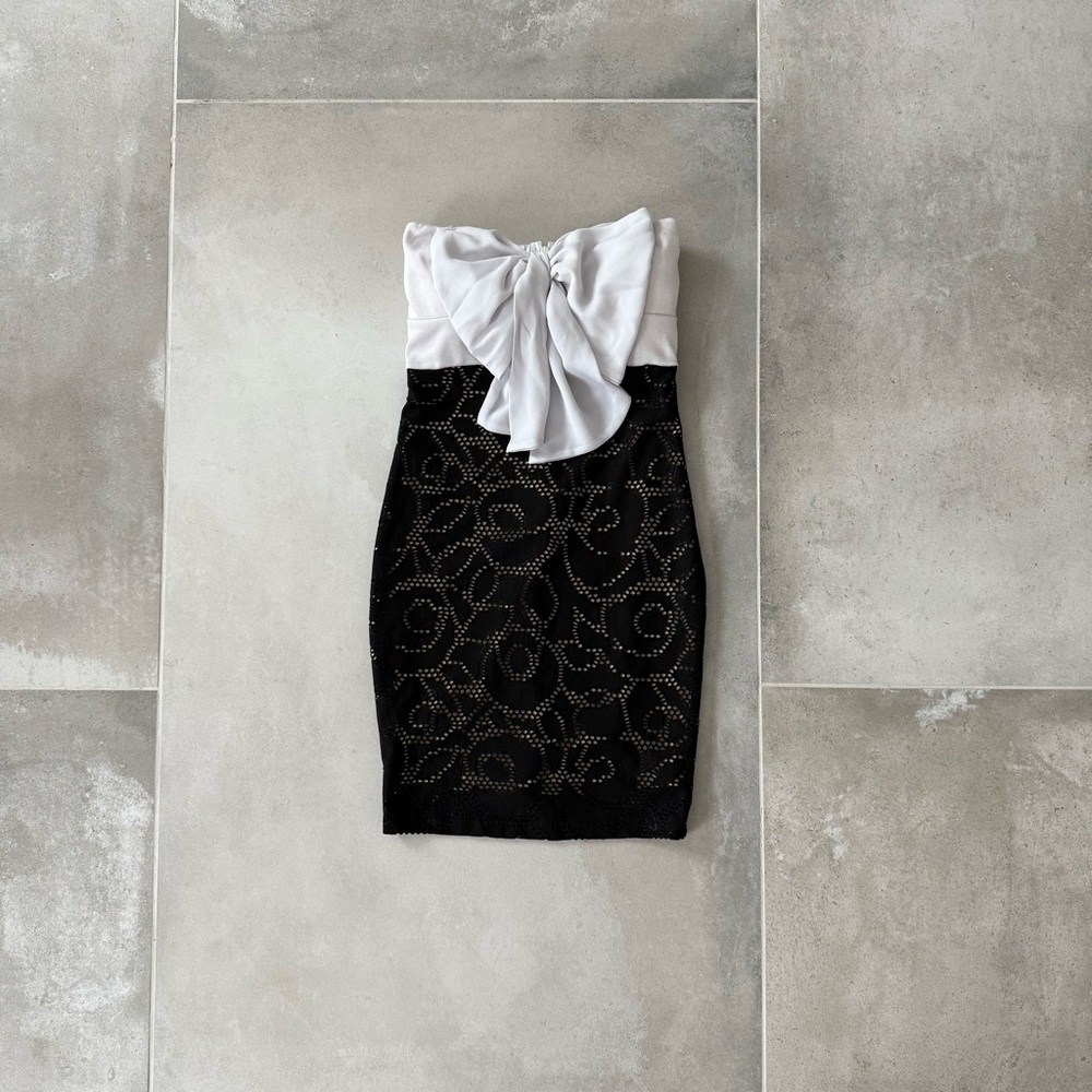 Papaya Black and White Embellished Strapless Dress